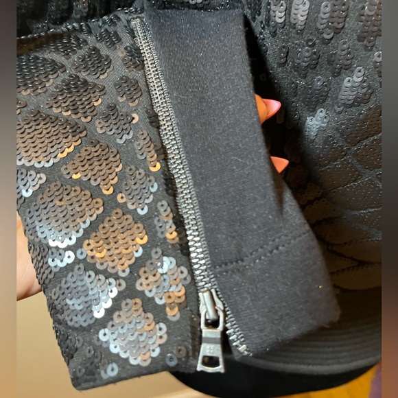 BCBGMAXAZRIA HP 💜🎊 Black Sequin Structured Moto Jacket Blazer Sexy Size XXS $289 - Picture 3 of 5